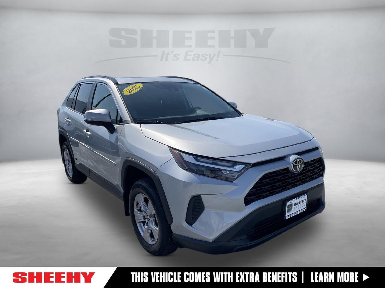 2025 Toyota RAV4 Hybrid XLE