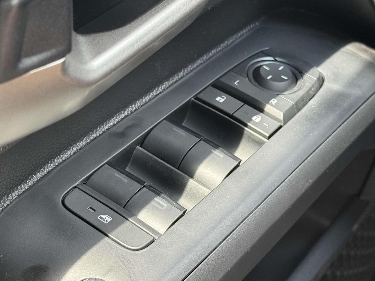 2025 Toyota Tacoma Hybrid Limited Fredericksburg VA