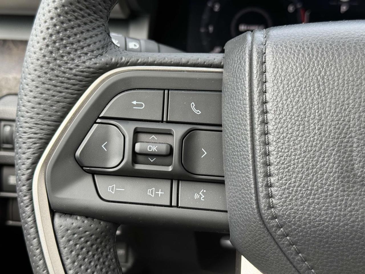 2025 Toyota Tacoma Hybrid Limited Fredericksburg VA