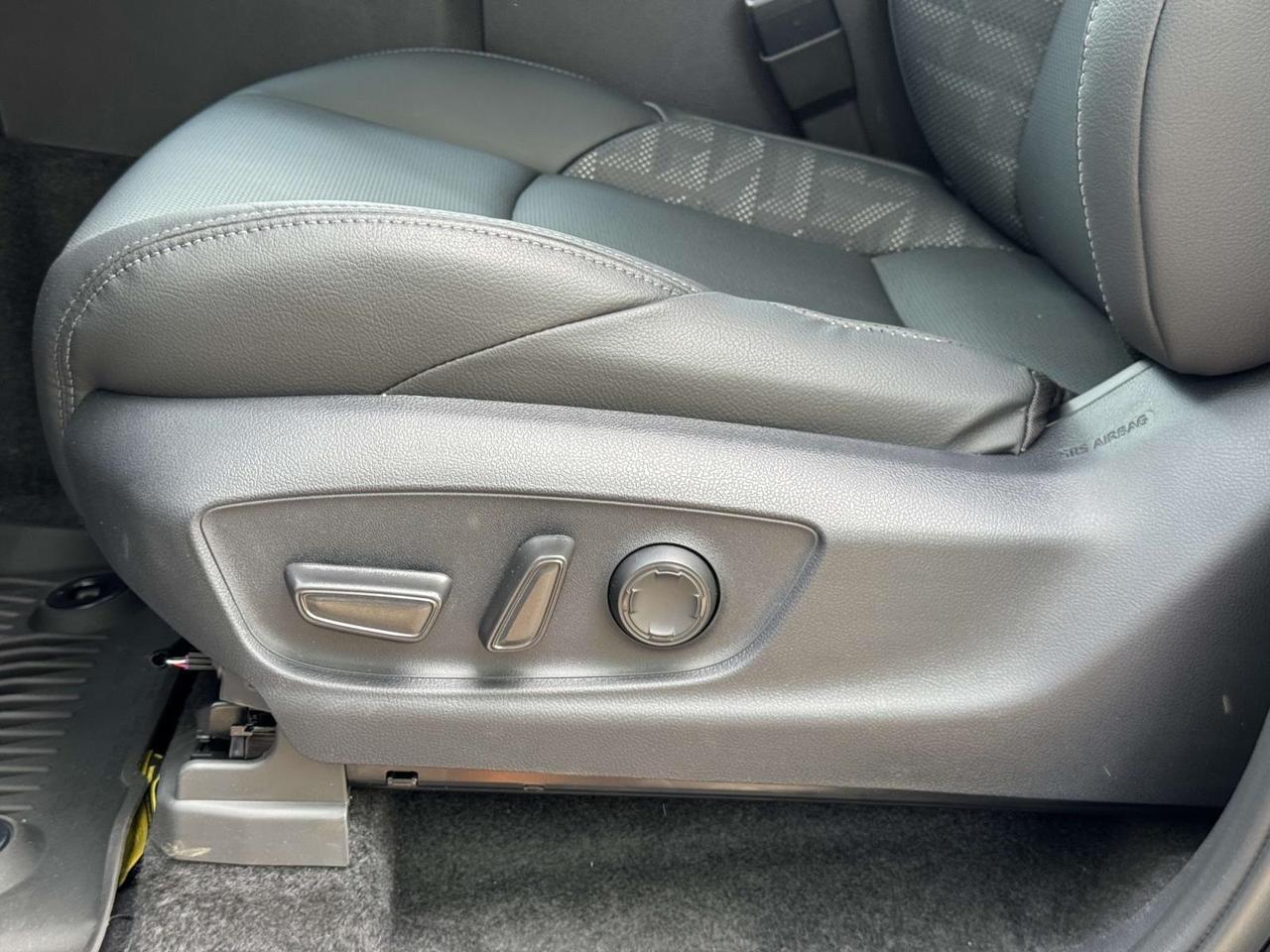 2025 Toyota Tacoma Hybrid TRD Off Road Fredericksburg VA