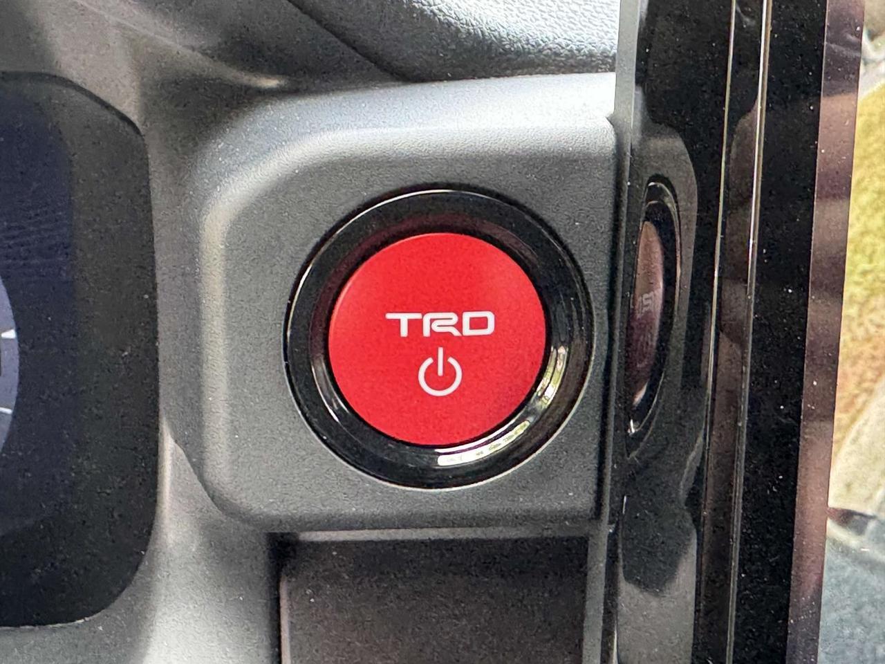 2025 Toyota Tacoma Hybrid TRD Off Road Fredericksburg VA