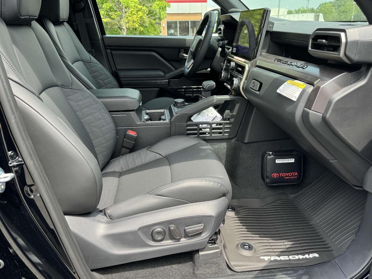 2025 Toyota Tacoma Hybrid TRD Off Road Fredericksburg VA