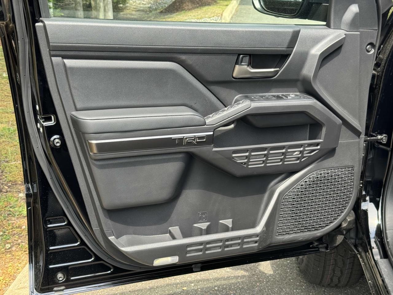 2025 Toyota Tacoma Hybrid TRD Off Road Fredericksburg VA