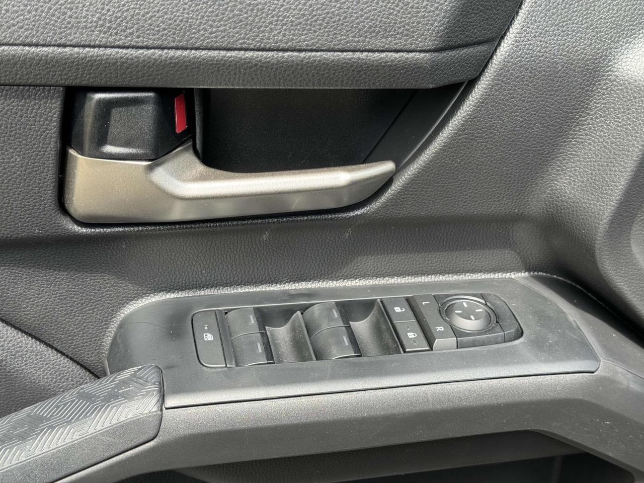 2025 Toyota Tacoma Hybrid TRD Off Road Fredericksburg VA