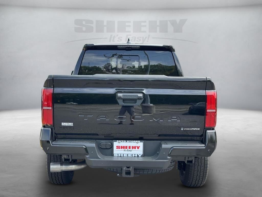 2025 Toyota Tacoma Hybrid TRD Off Road Fredericksburg VA