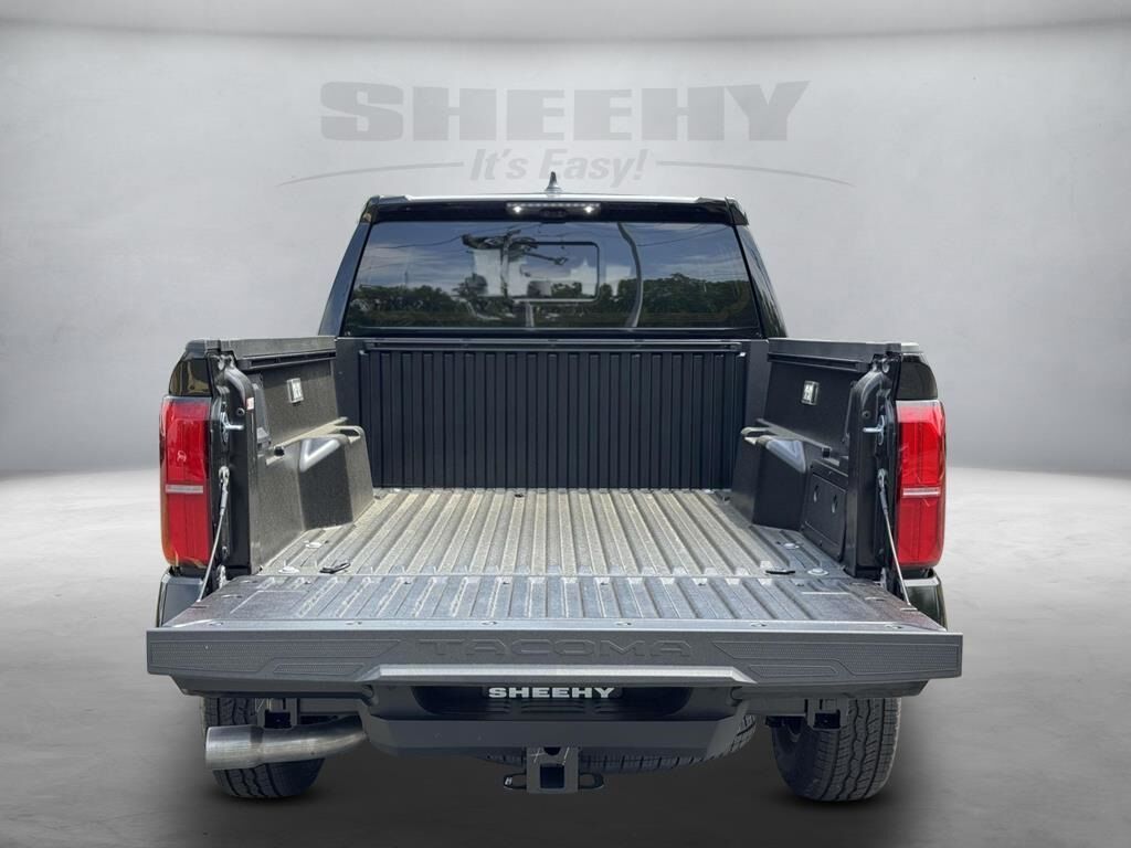 2025 Toyota Tacoma Hybrid TRD Off Road Fredericksburg VA