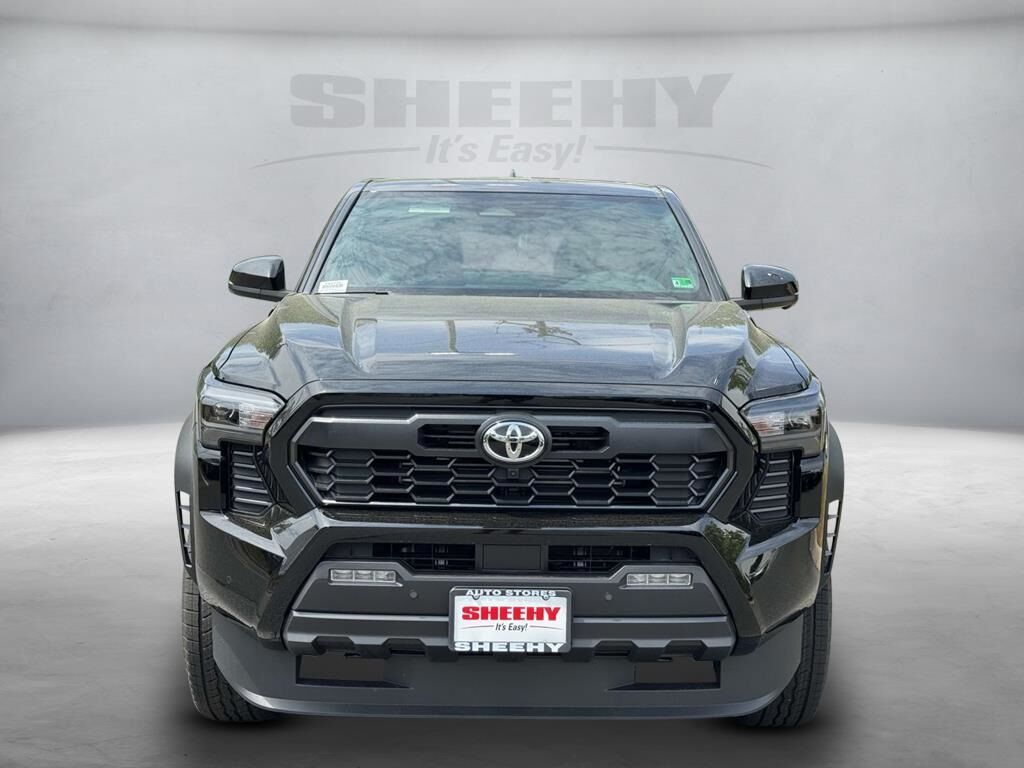 2025 Toyota Tacoma Hybrid TRD Off Road Fredericksburg VA