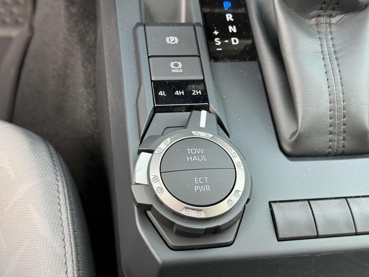 2025 Toyota Tacoma SR5 Fredericksburg VA