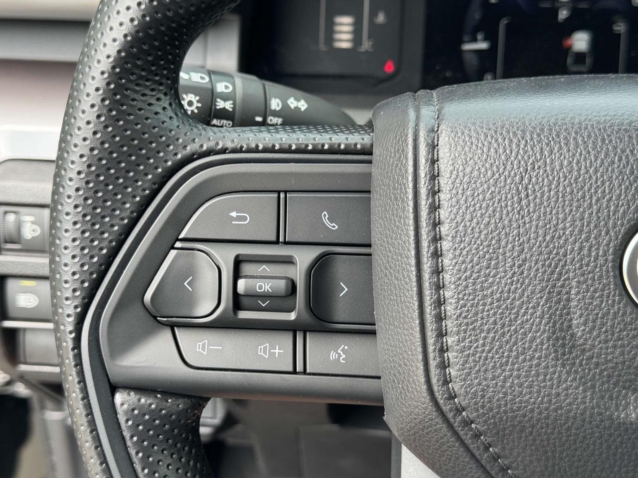 2025 Toyota Tacoma SR5 Fredericksburg VA