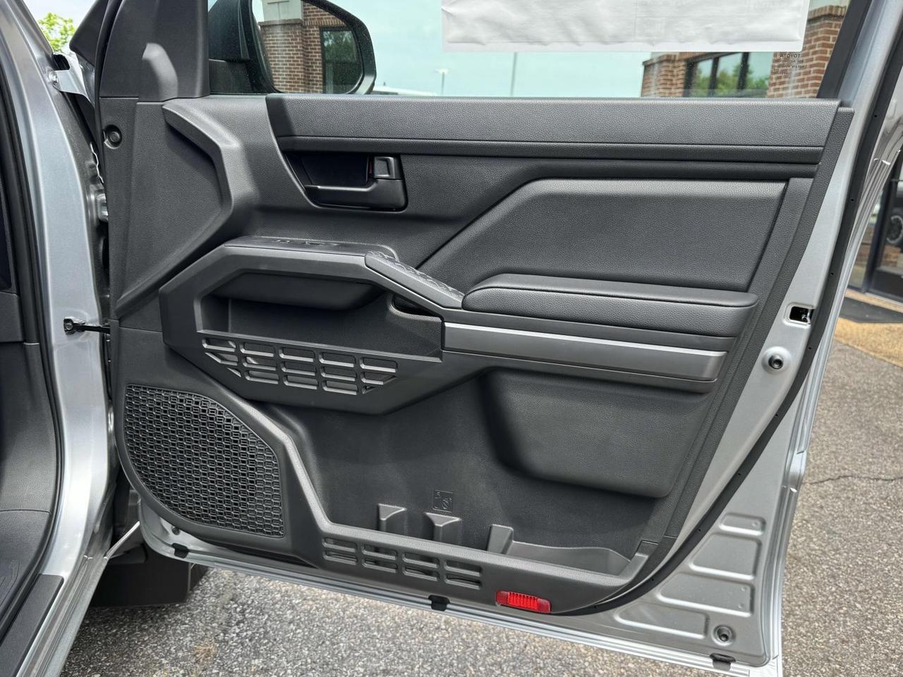 2025 Toyota Tacoma SR5 Fredericksburg VA