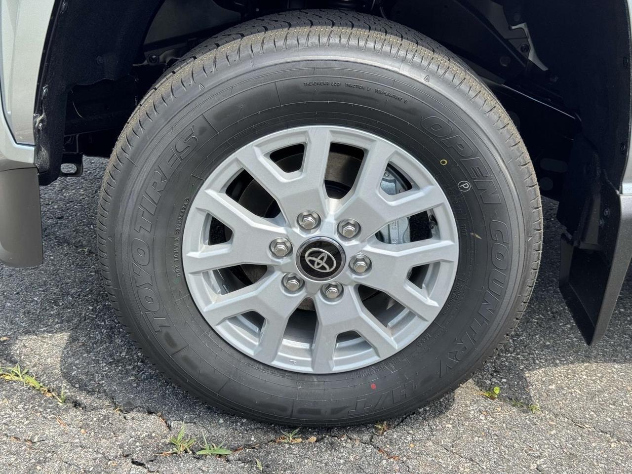 2025 Toyota Tacoma SR5 Fredericksburg VA