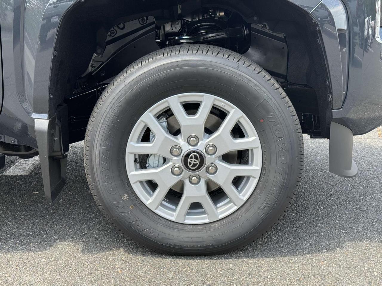 2025 Toyota Tacoma SR5 Fredericksburg VA