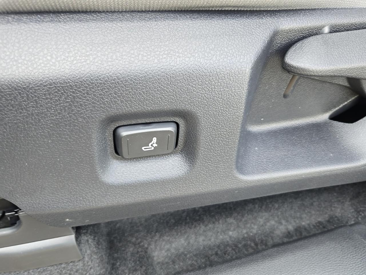 2025 Toyota Tacoma SR5 Stafford VA