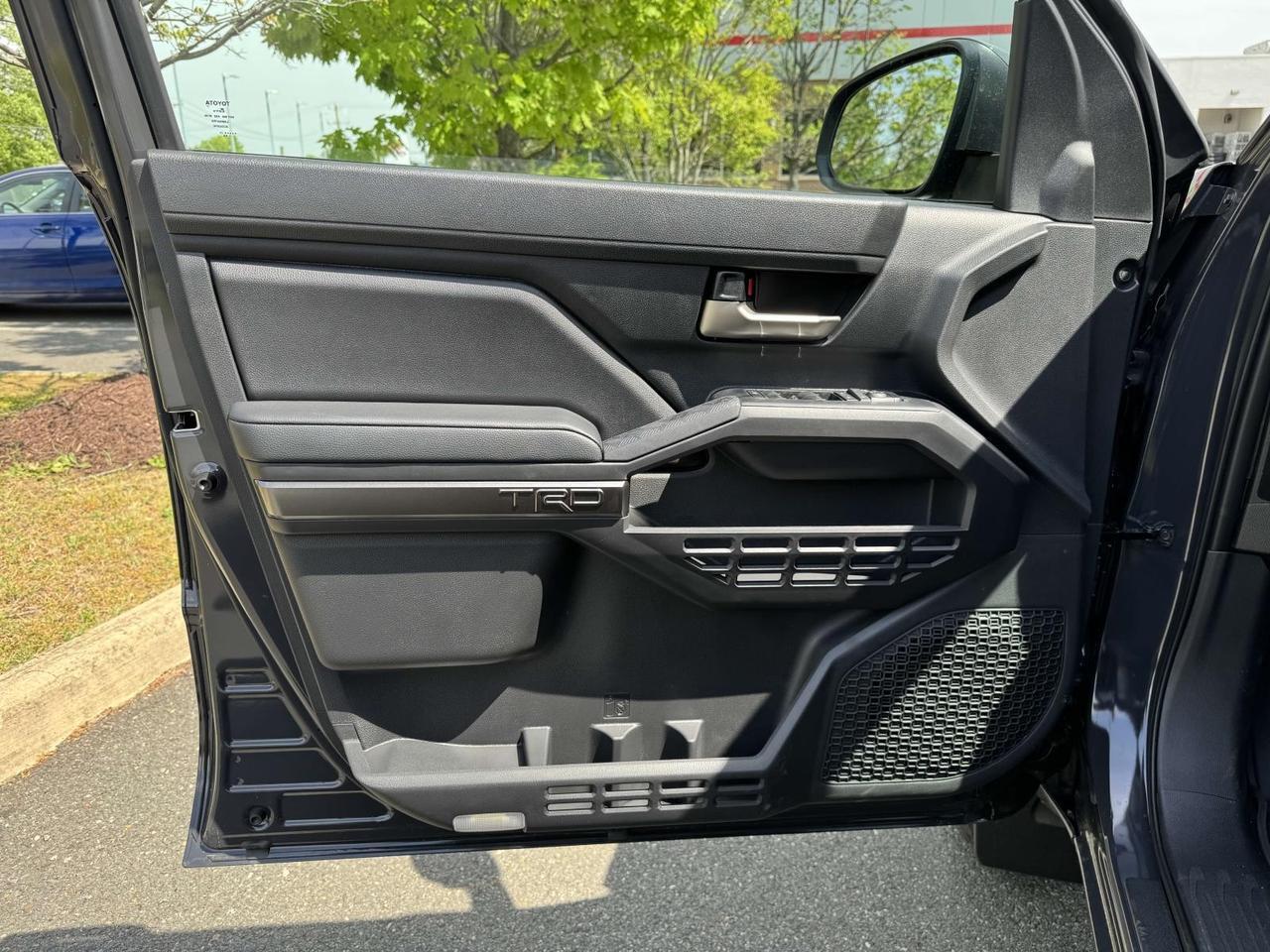 2025 Toyota Tacoma TRD Off-Road Fredericksburg VA