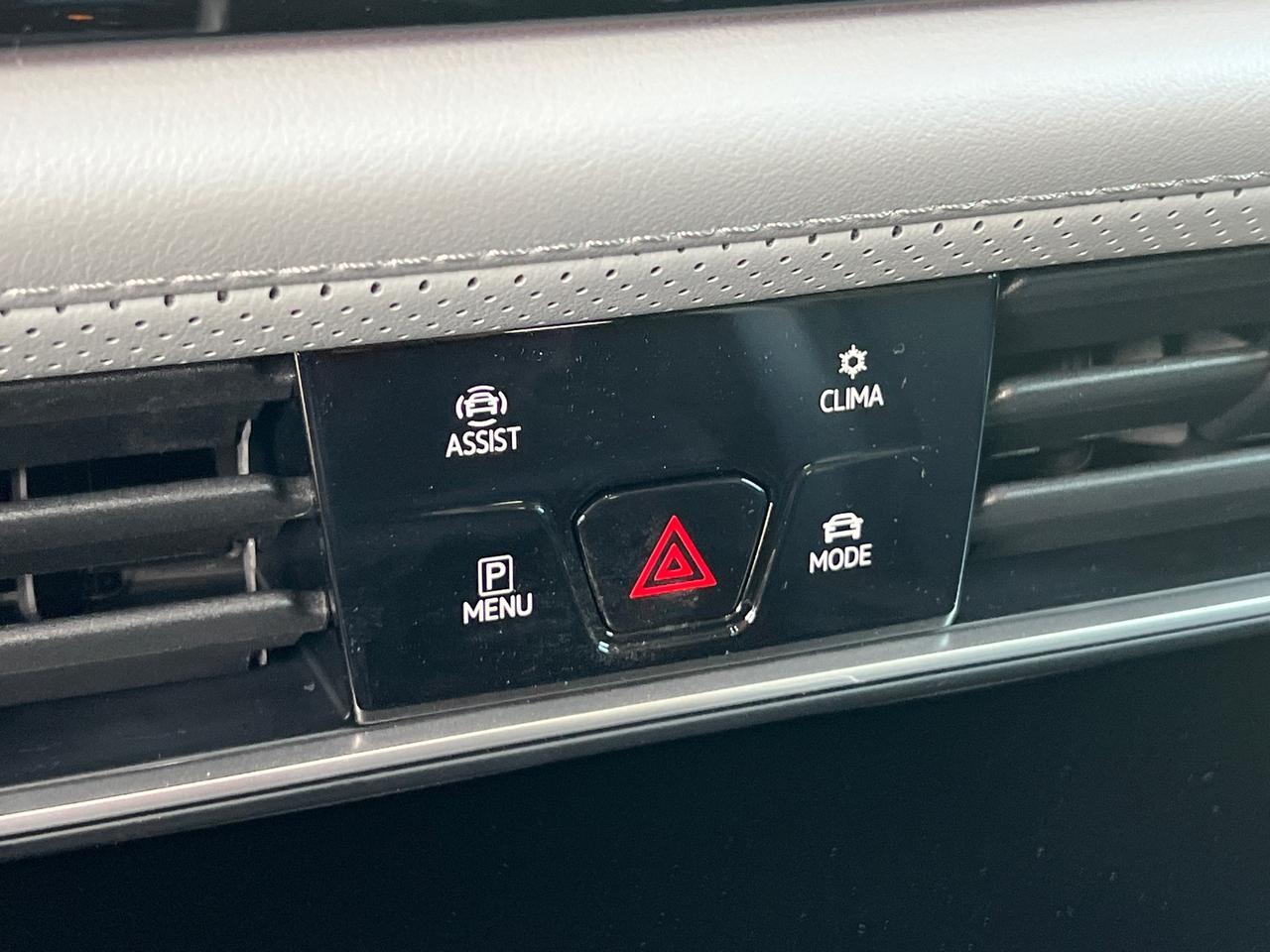 2025 Volkswagen Atlas 2.0T Peak Edition SE Hagerstown MD