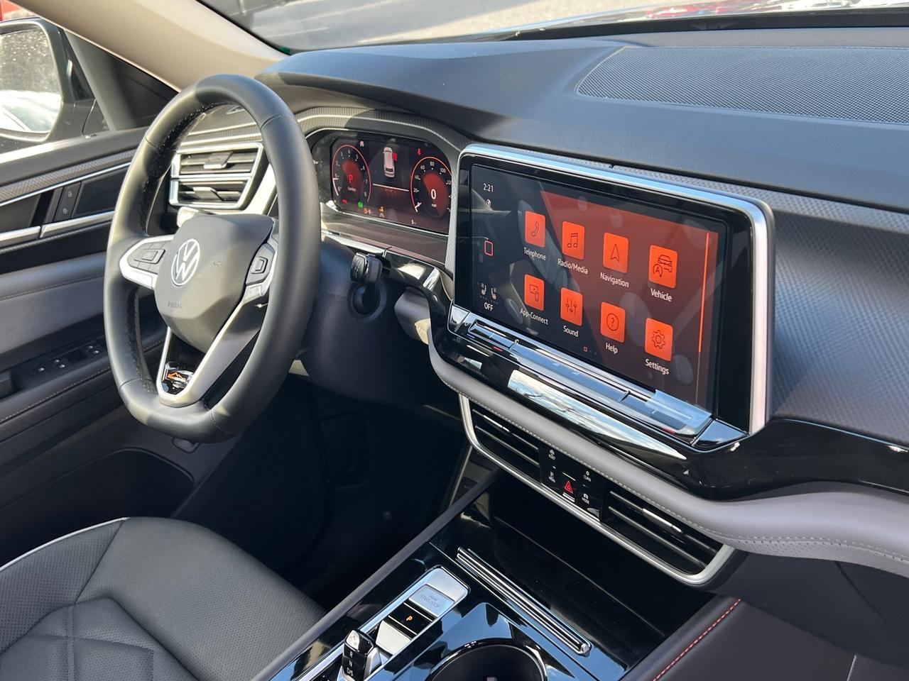 2025 Volkswagen Atlas 2.0T Peak Edition SE Hagerstown MD