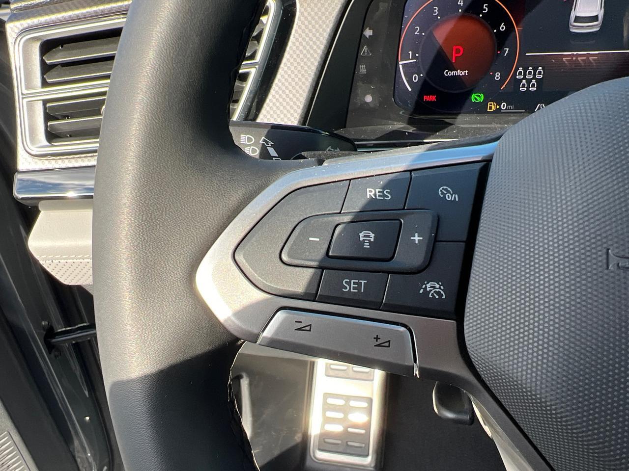 2025 Volkswagen Atlas 2.0T Peak Edition SE Hagerstown MD