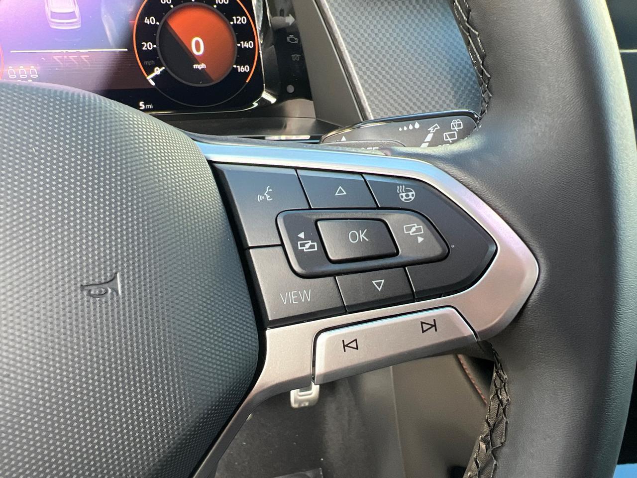 2025 Volkswagen Atlas 2.0T Peak Edition SE Hagerstown MD