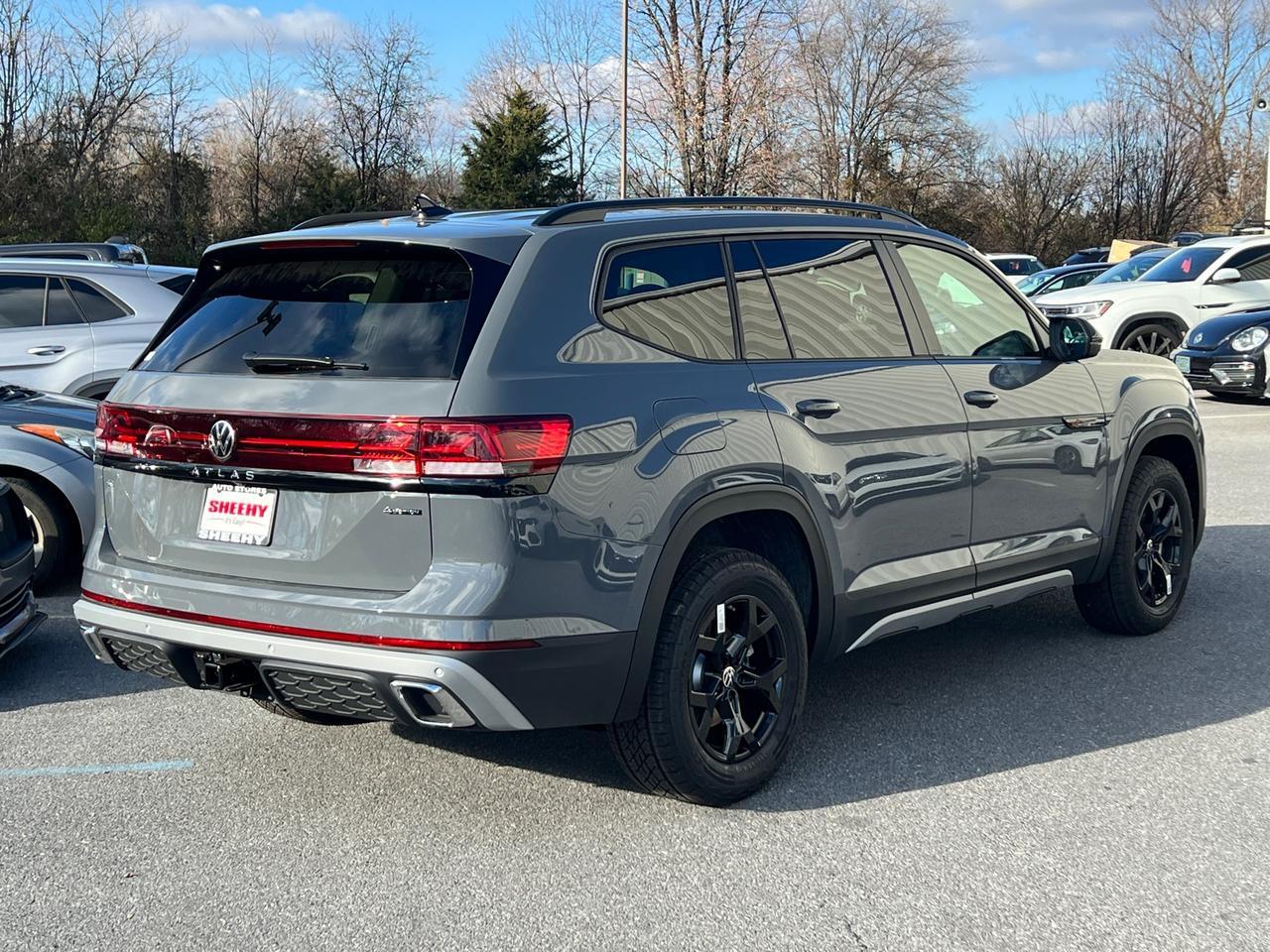 2025 Volkswagen Atlas 2.0T Peak Edition SE Hagerstown MD