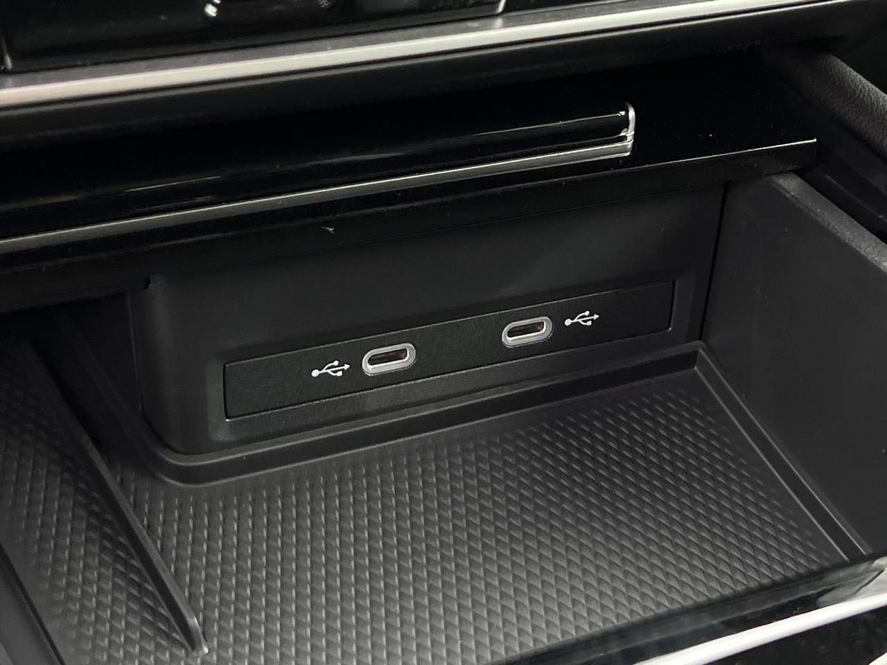 2025 Volkswagen Atlas 2.0T Peak Edition SE Hagerstown MD