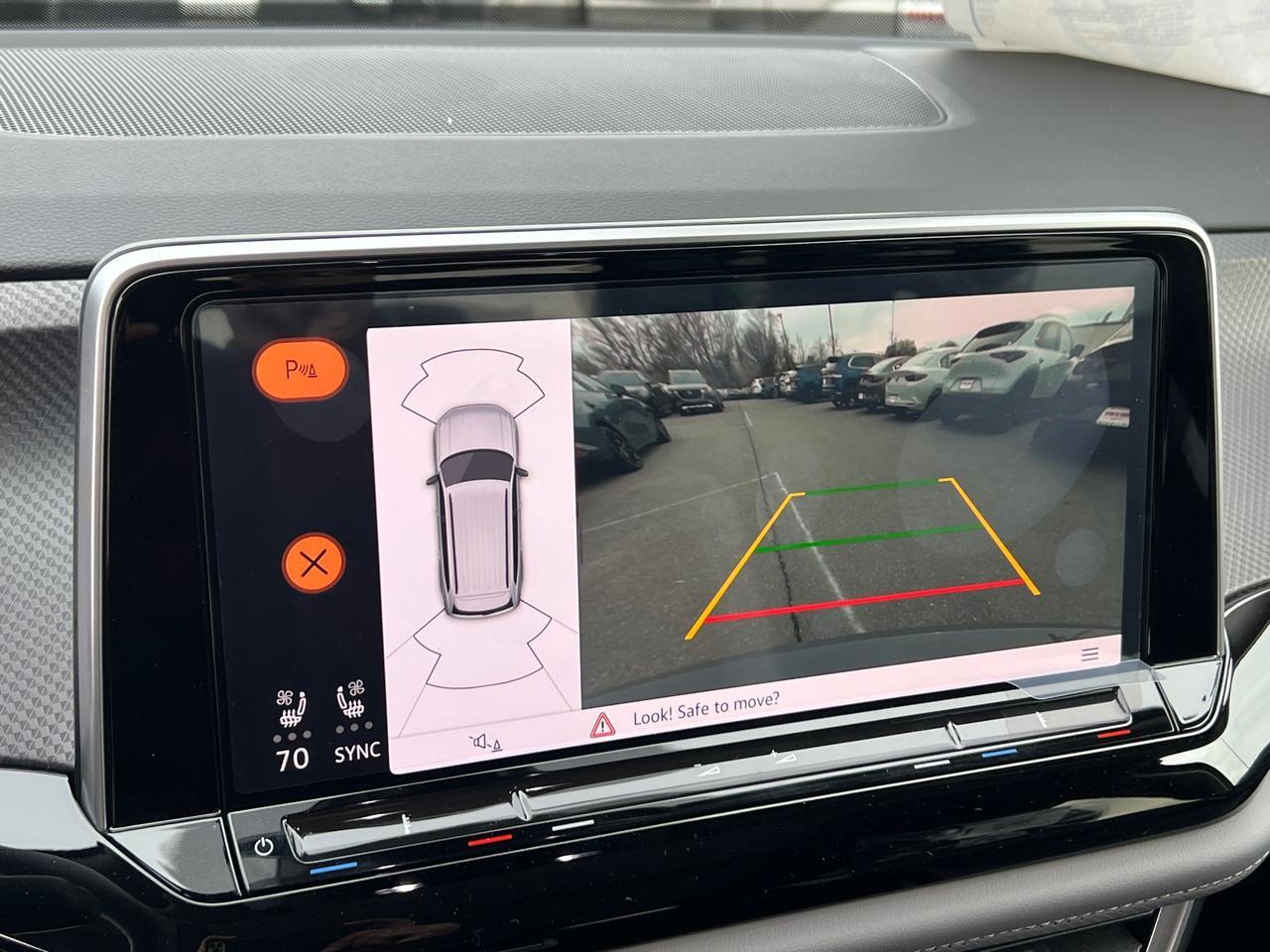 2025 Volkswagen Atlas 2.0T Peak Edition SE Hagerstown MD