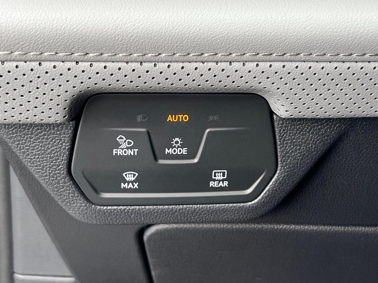 2025 Volkswagen Atlas 2.0T Peak Edition SE Hagerstown MD