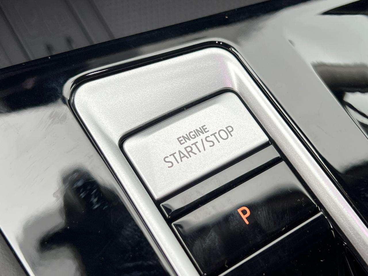 2025 Volkswagen Atlas 2.0T Peak Edition SE Hagerstown MD