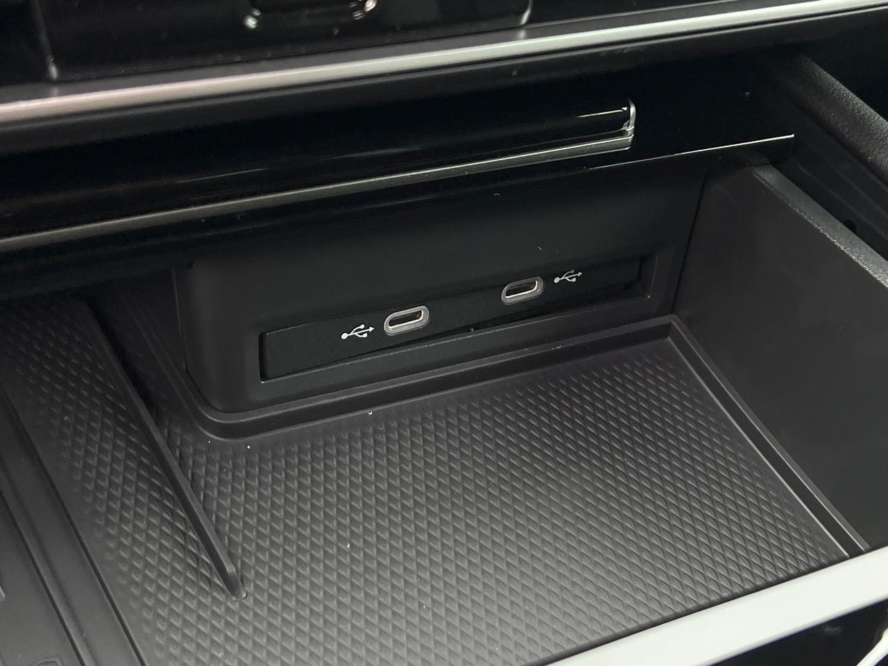 2025 Volkswagen Atlas 2.0T Peak Edition SE Hagerstown MD