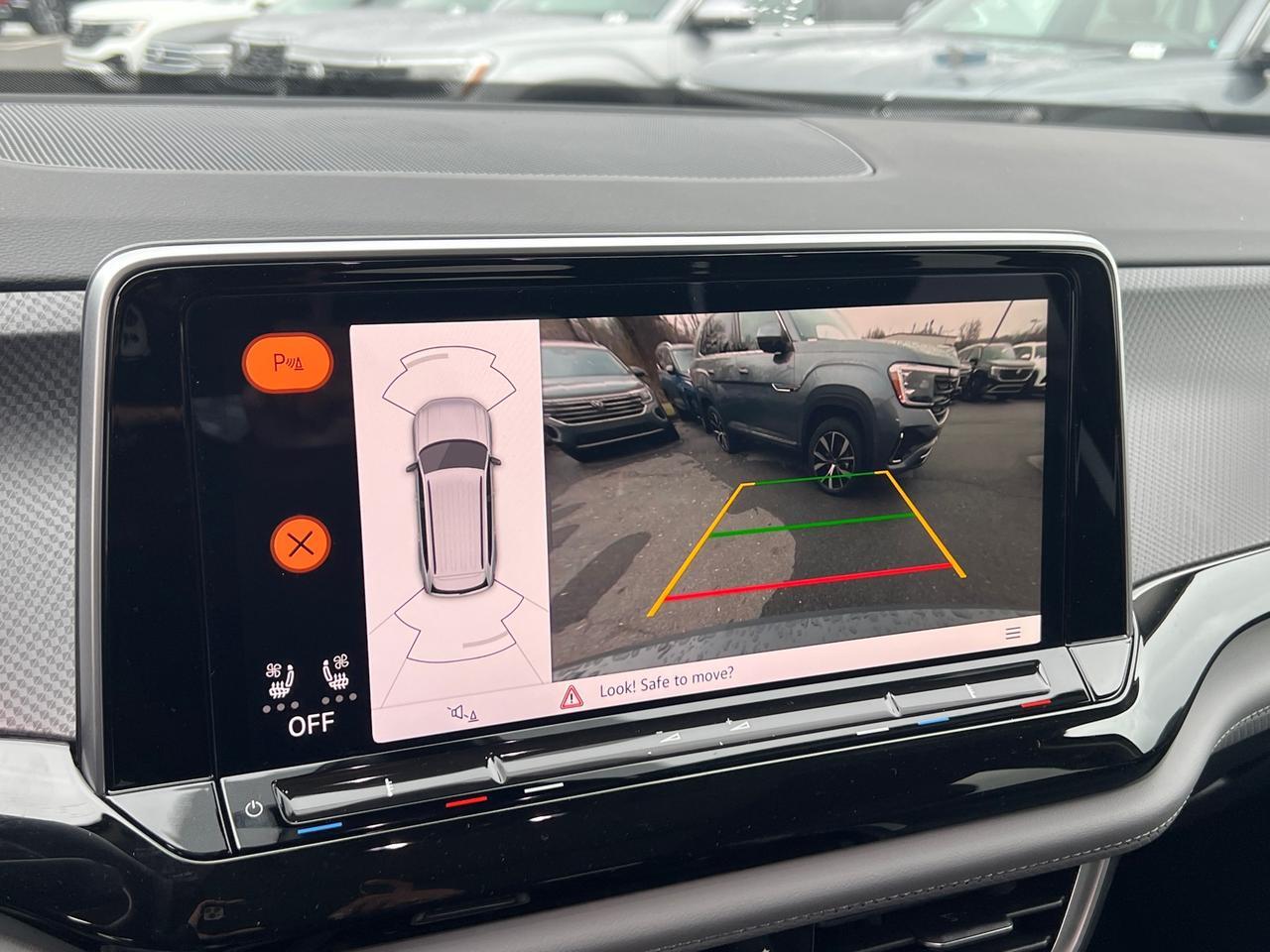 2025 Volkswagen Atlas 2.0T Peak Edition SE Hagerstown MD