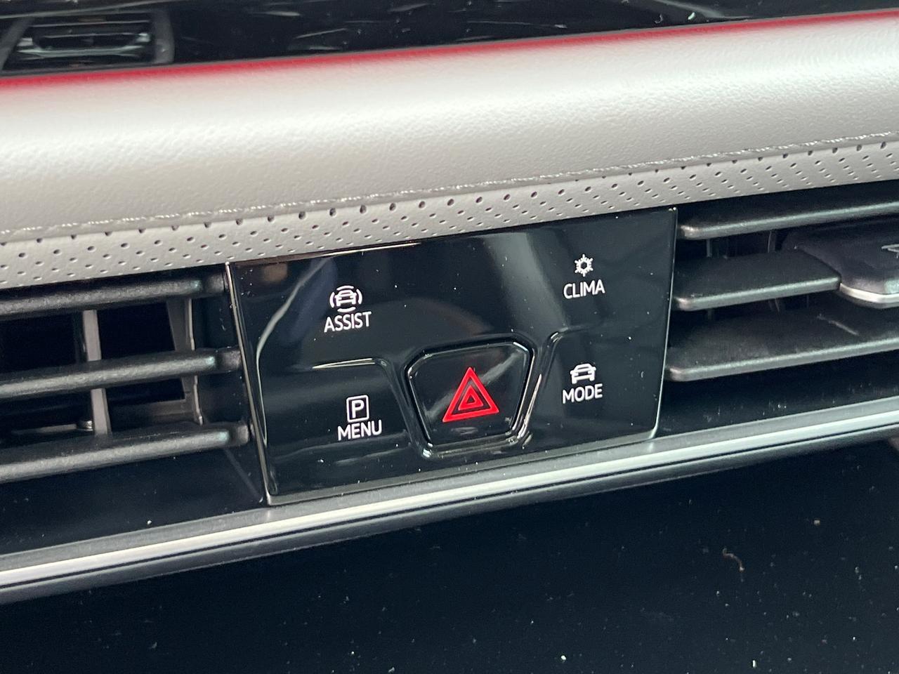 2025 Volkswagen Atlas 2.0T Peak Edition SE Hagerstown MD