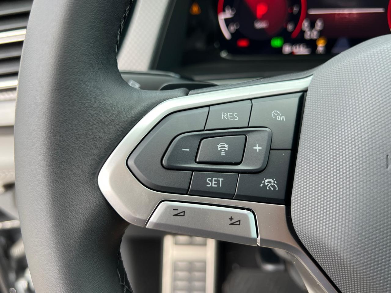 2025 Volkswagen Atlas 2.0T Peak Edition SE Hagerstown MD