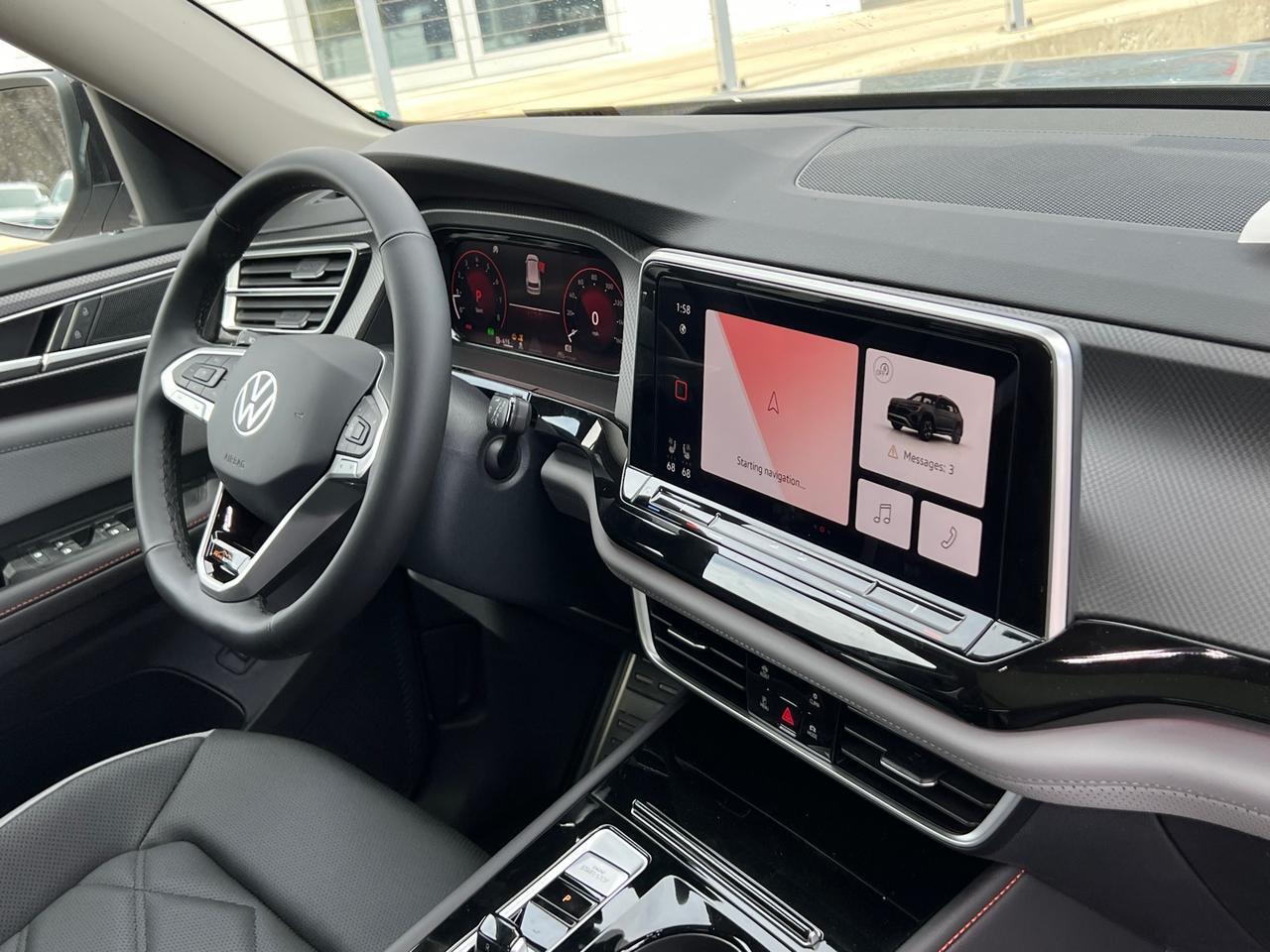 2025 Volkswagen Atlas 2.0T Peak Edition SE Hagerstown MD