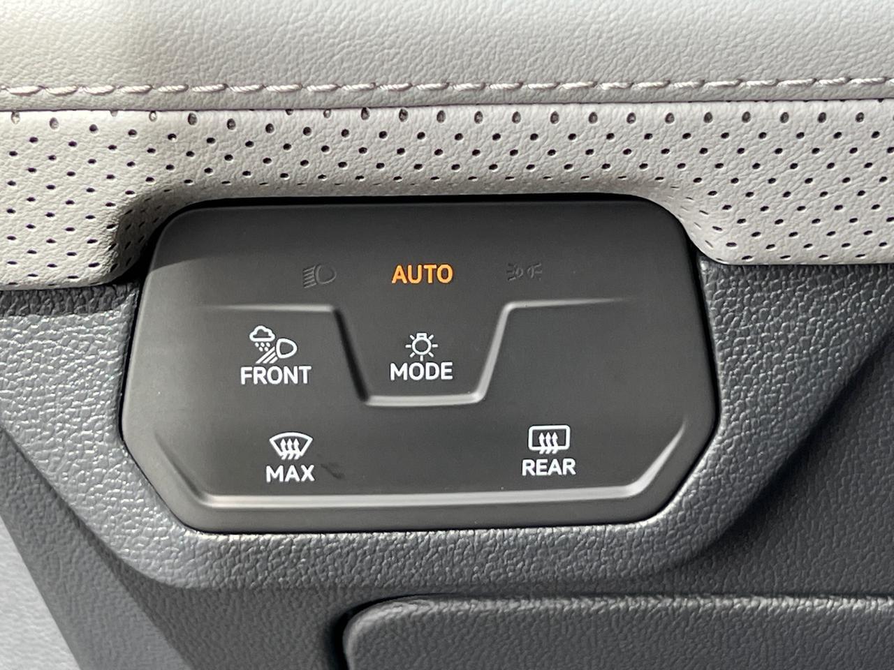 2025 Volkswagen Atlas 2.0T Peak Edition SE Hagerstown MD