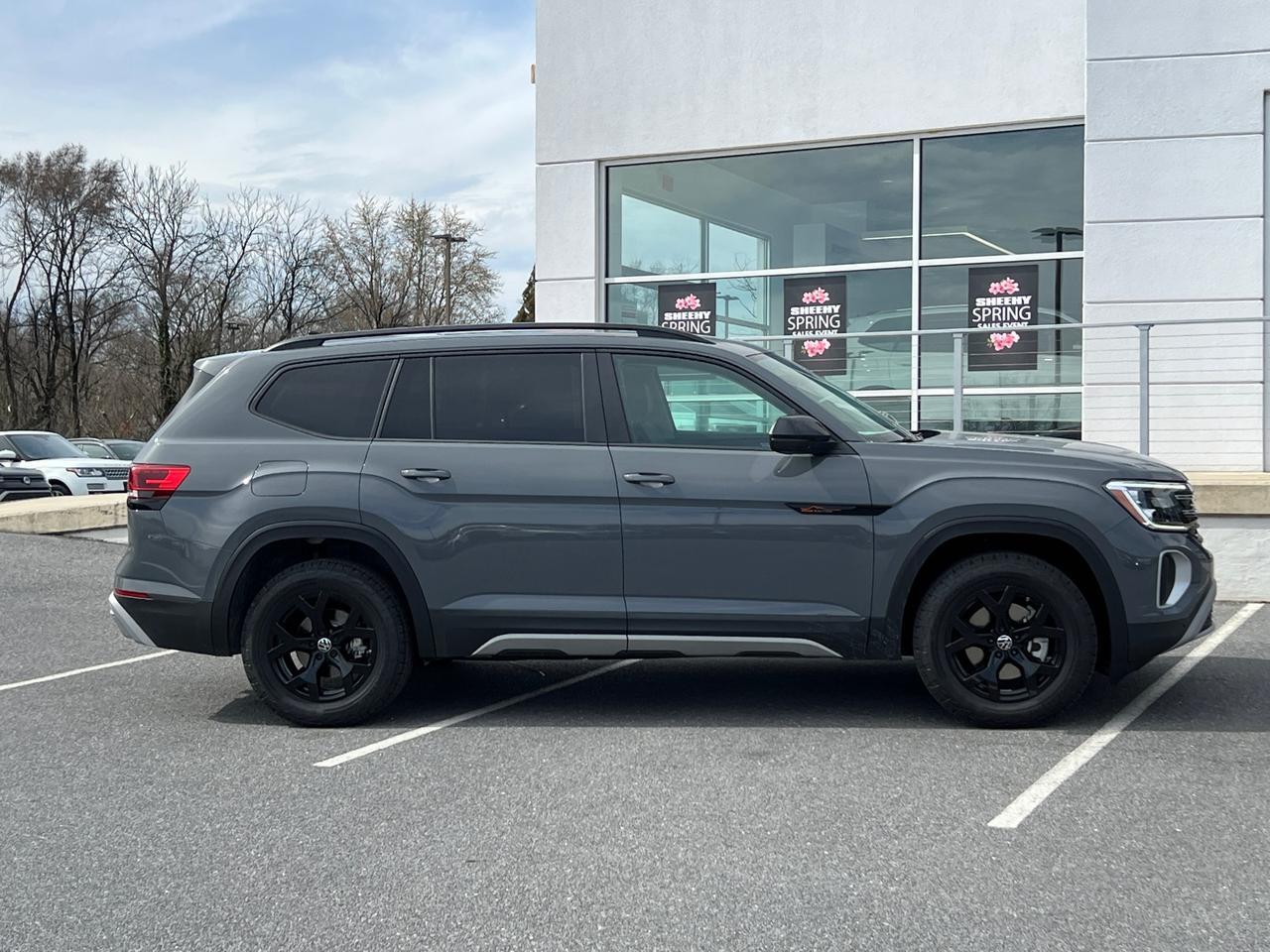 2025 Volkswagen Atlas 2.0T Peak Edition SE Hagerstown MD