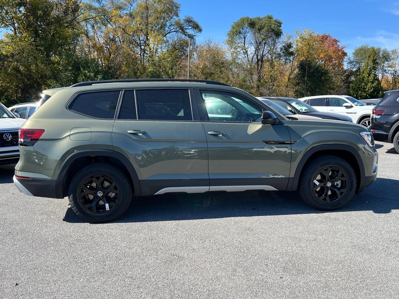 2025 Volkswagen Atlas 2.0T Peak Edition SE Hagerstown MD