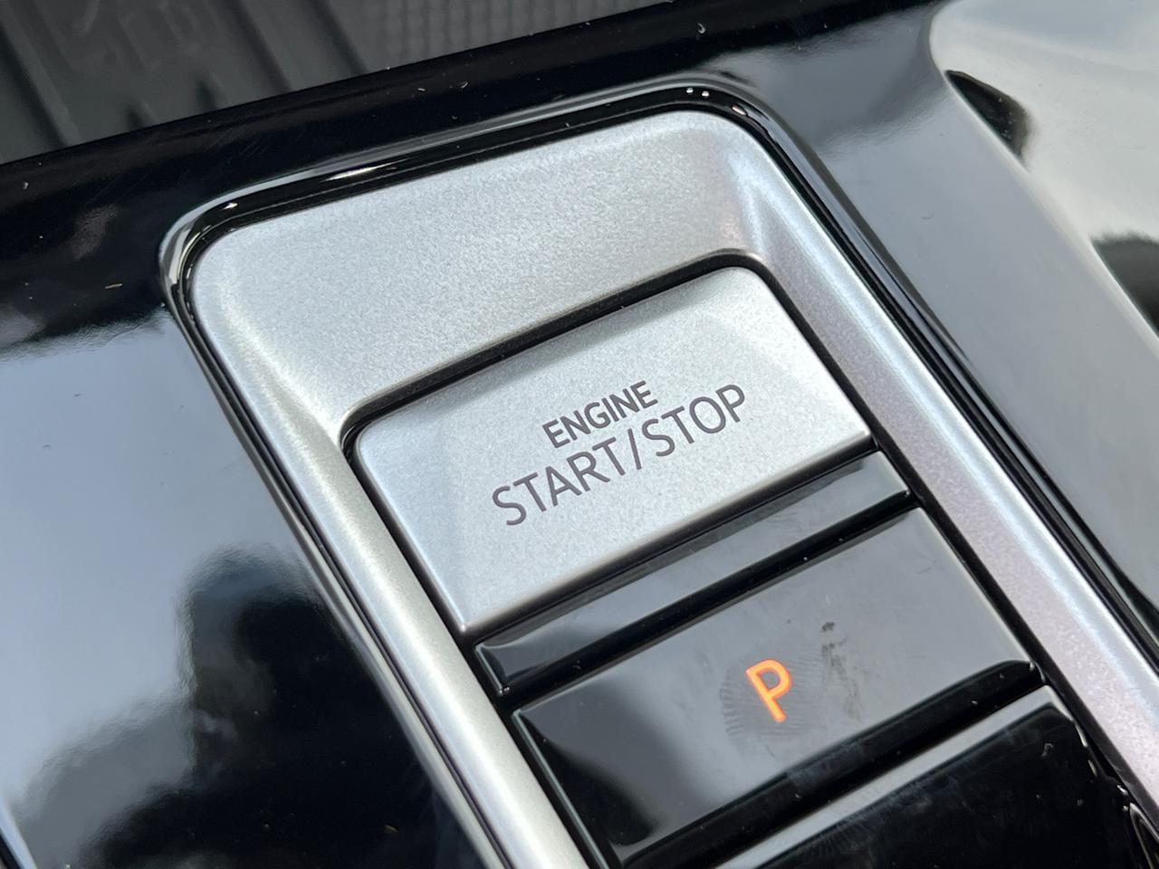 2025 Volkswagen Atlas 2.0T Peak Edition SE Hagerstown MD