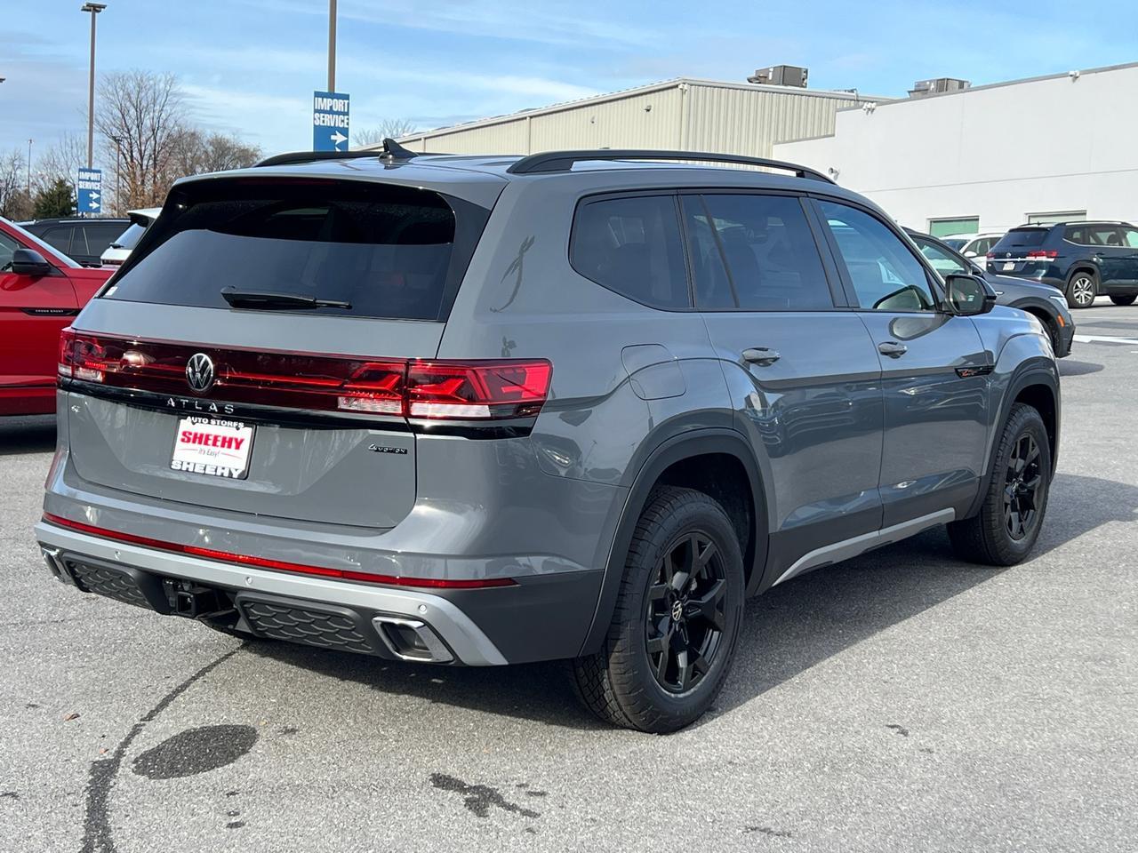 2025 Volkswagen Atlas 2.0T Peak Edition SE Hagerstown MD