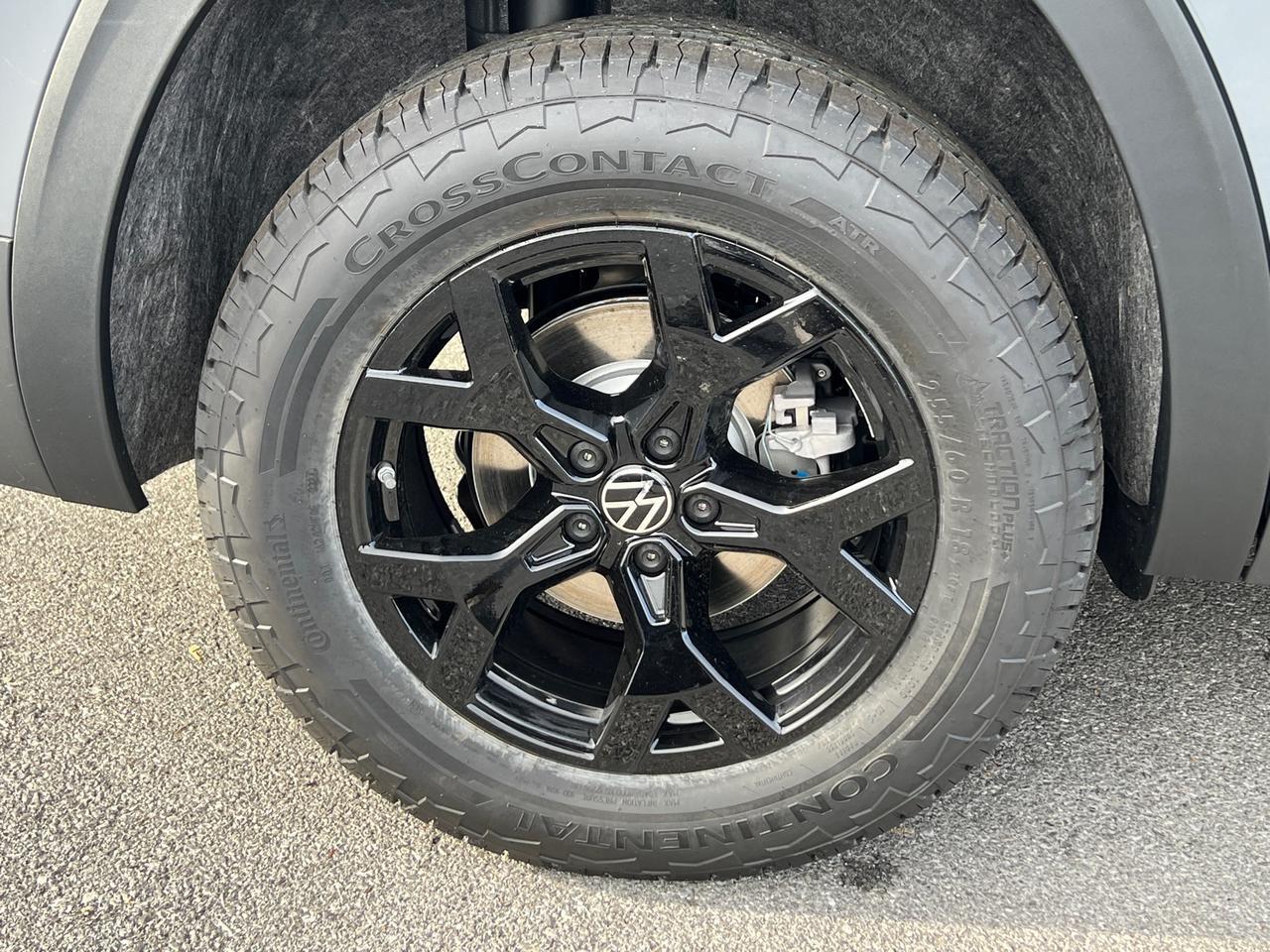 2025 Volkswagen Atlas 2.0T Peak Edition SE Hagerstown MD