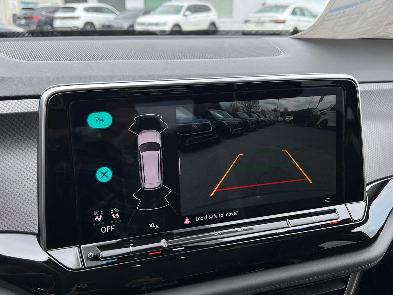 2025 Volkswagen Atlas 2.0T Peak Edition SE Hagerstown MD