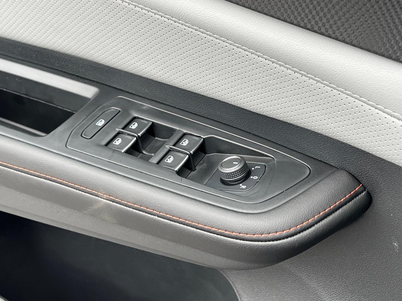 2025 Volkswagen Atlas 2.0T Peak Edition SE Hagerstown MD