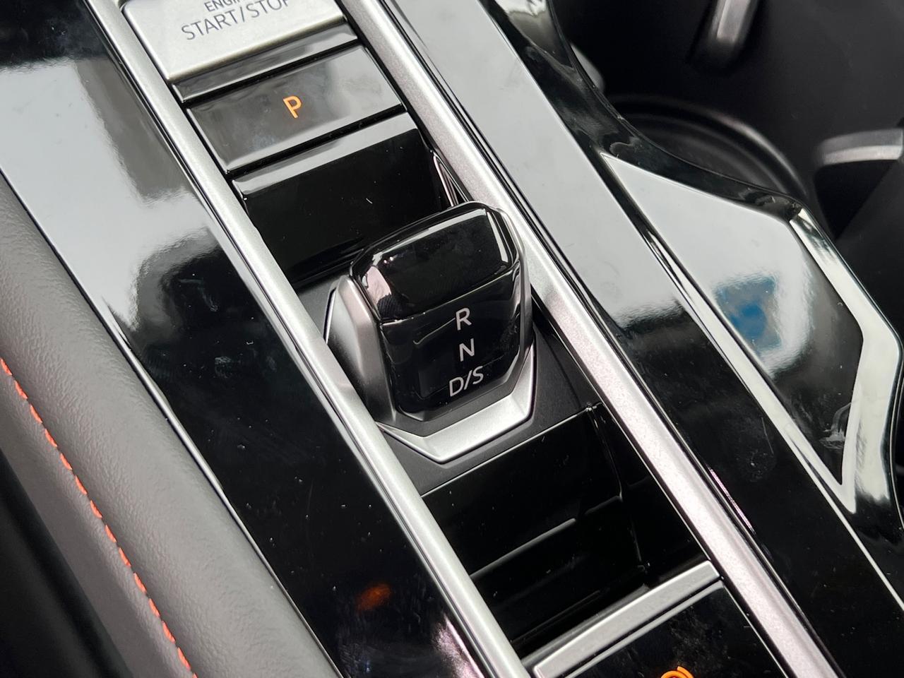 2025 Volkswagen Atlas 2.0T Peak Edition SE Hagerstown MD