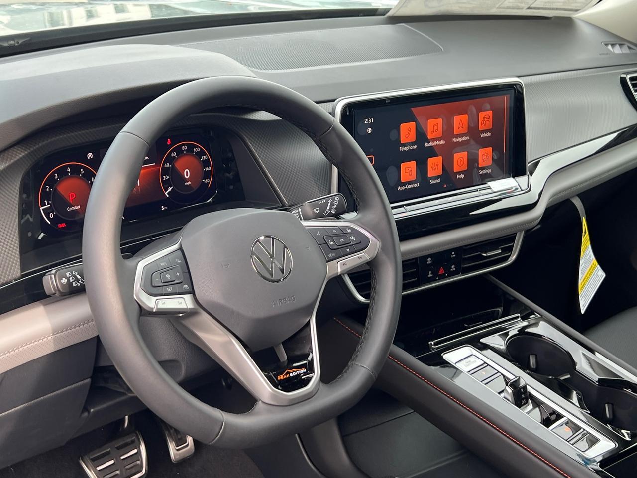 2025 Volkswagen Atlas 2.0T Peak Edition SE Hagerstown MD