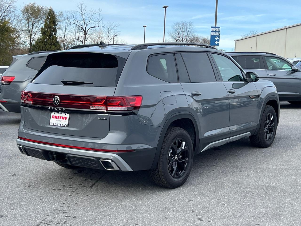 2025 Volkswagen Atlas 2.0T Peak Edition SE Hagerstown MD