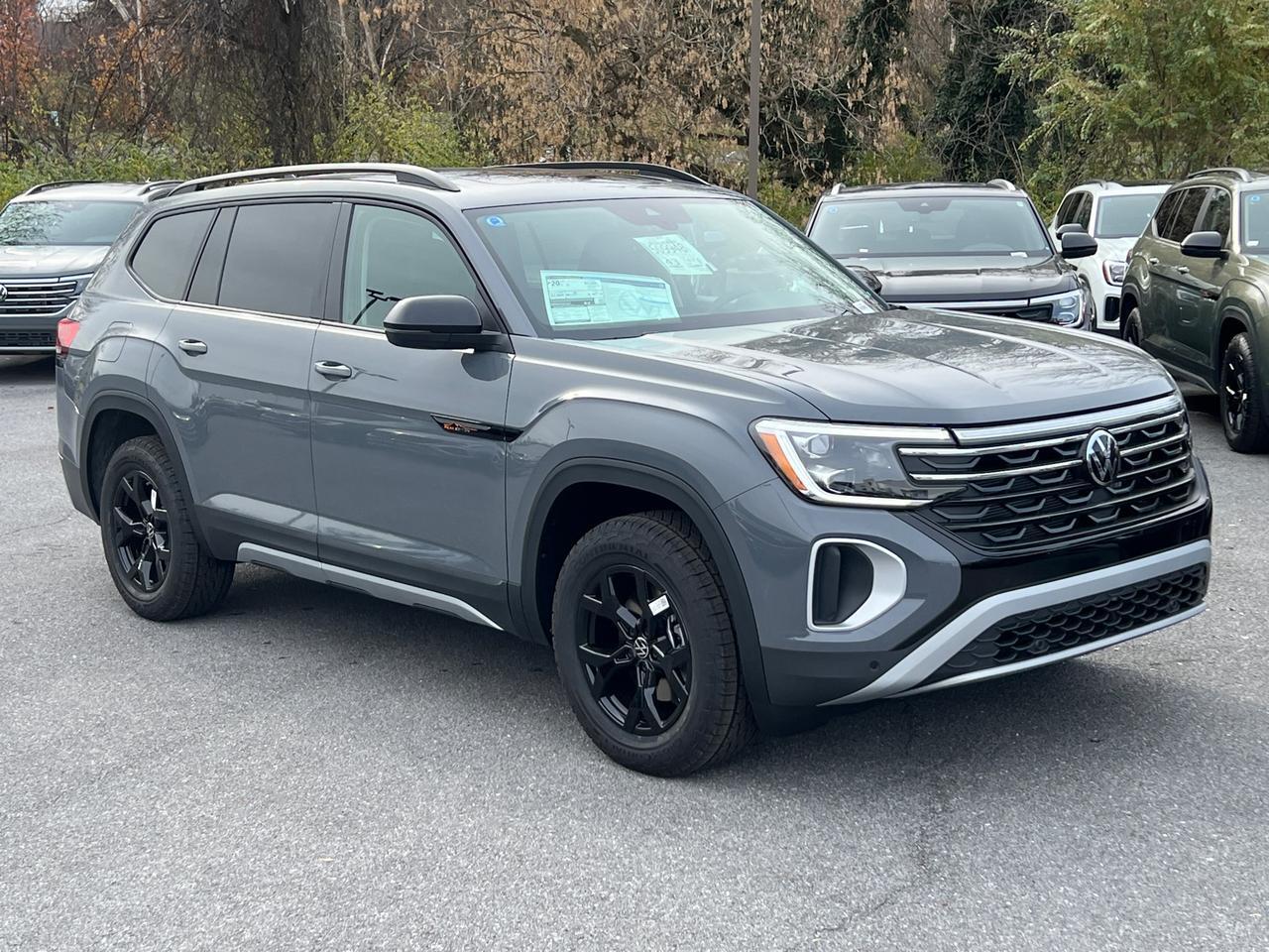 2025 Volkswagen Atlas 2.0T Peak Edition SE