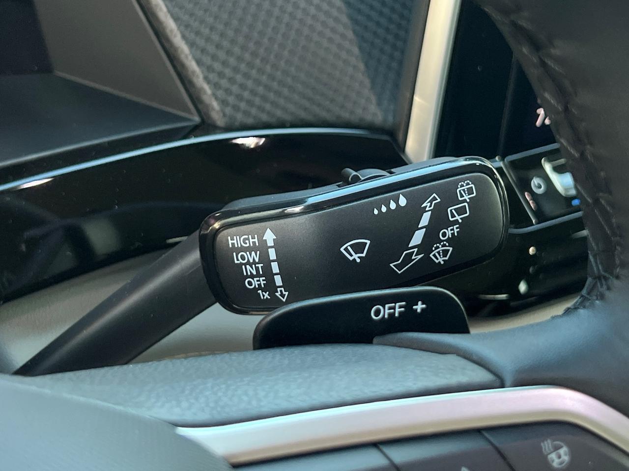 2025 Volkswagen Atlas 2.0T Peak Edition SE Hagerstown MD