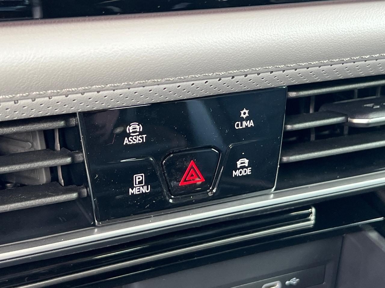 2025 Volkswagen Atlas 2.0T Peak Edition SE Hagerstown MD