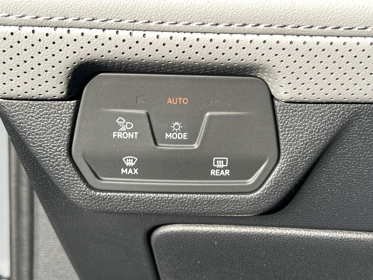 2025 Volkswagen Atlas 2.0T Peak Edition SE Hagerstown MD