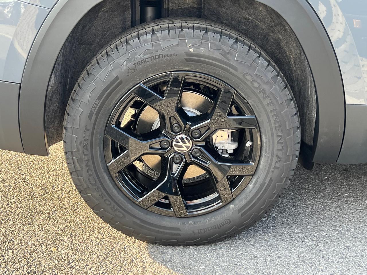 2025 Volkswagen Atlas 2.0T Peak Edition SE Hagerstown MD