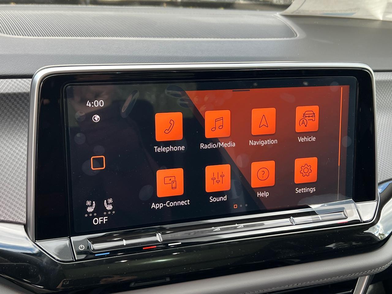 2025 Volkswagen Atlas 2.0T Peak Edition SE Hagerstown MD