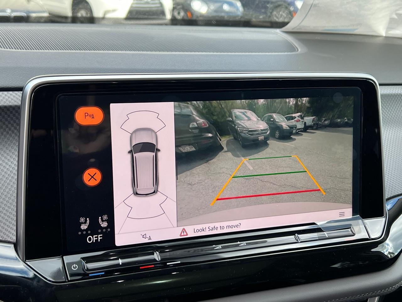 2025 Volkswagen Atlas 2.0T Peak Edition SE Hagerstown MD